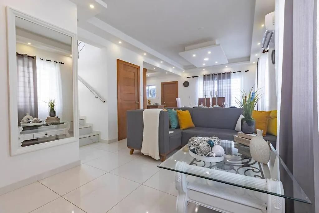 פוארטו פלטה Villa Escondida #3 In The Center Of Pop City